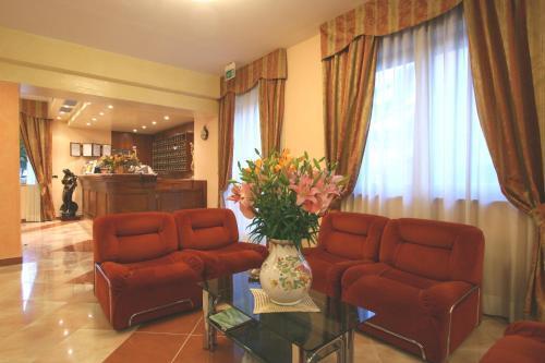 Hotel Luca 3*