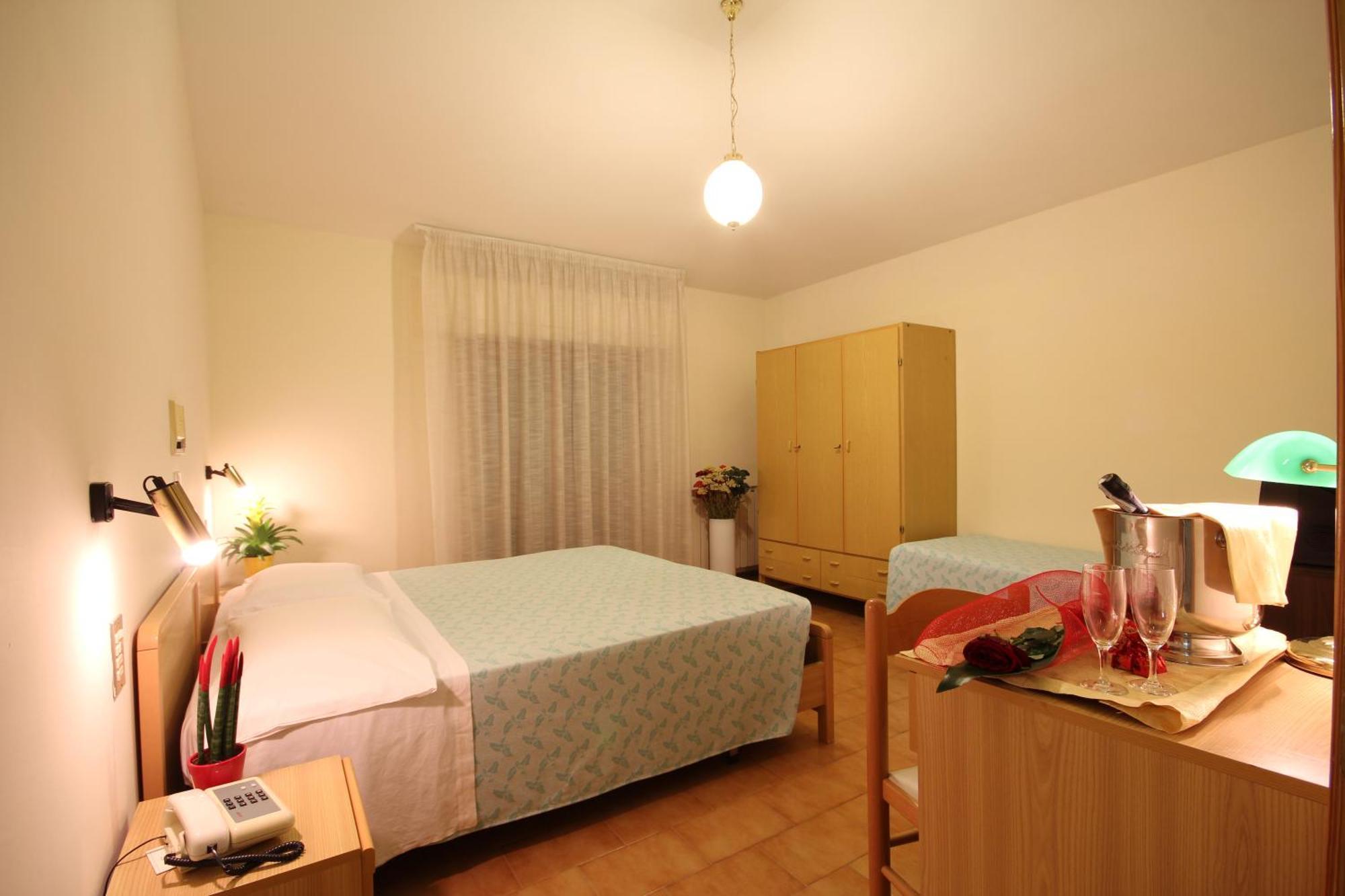 Luca Hotel