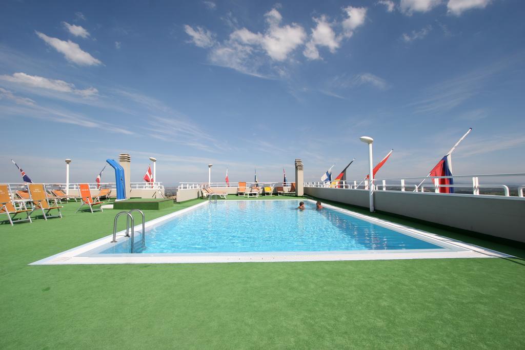 Hotel Luca 3*